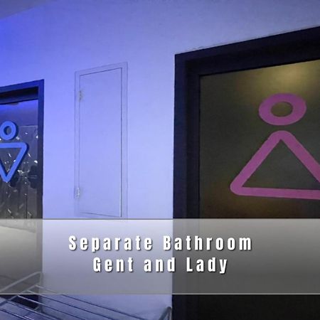 Pera Space Capsule Hotel Phuket Dış mekan fotoğraf